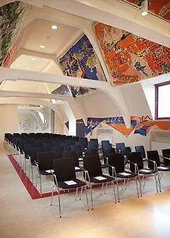 Hotel Elzenveld Hotell 3*