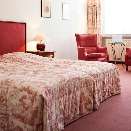 Hotell Hotel Elzenveld 3*